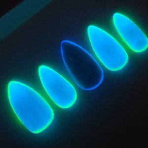 Glow in dark teal blue Custom gel Press on Nails Handmade 10 pc set summer spark